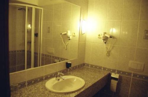 Gottwald Hotel Tatabánya Cameră foto